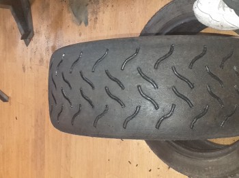 Slick hankook, pirelli y michelin