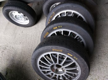 Neumaticos pirelli (galicia) y lote de michelin y hankook usadas 16 pu