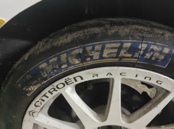 4 slicks michelin 