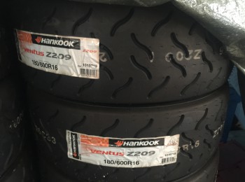 Slick hankook 