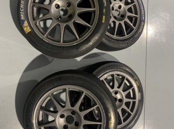 Neumaticos michelin en 16 muy nuevos 11,21 y p01