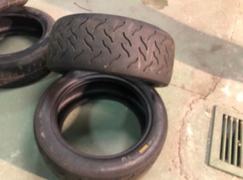 4 neumaticos al 70-80% en 16 