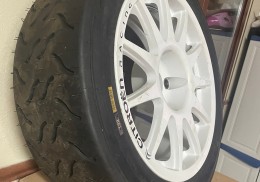 Slick hankok 4-t72 y 4-t32 sin estrenar