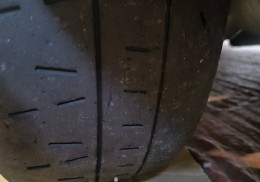 Slicks pirelli