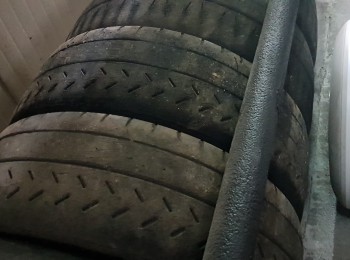 4 slicks michelin y pirelli