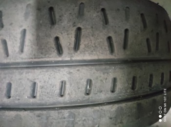 Pirelli 215 45 17