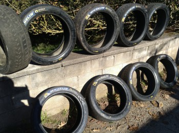 Neumáticos en 18   fia al 90% michelin 200€ y damck 100€