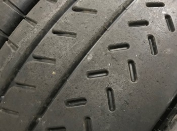 Vendo slicks michelin 18”