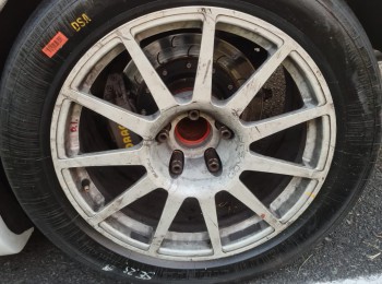 Se venden 4 neumáticos slicks pirelli montaña