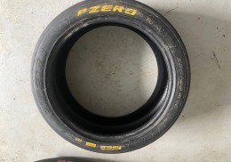 Pirelli ra9 235/40 18