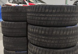 Se vende lote de neumaticos michelin en 18''