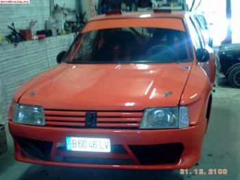 Peugeot 205 maxi