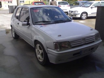Se vende 205 rallye