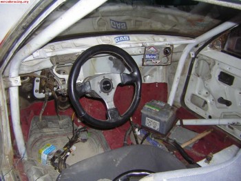 205 1.9i 130cv, con barras por 1.000euros*******************