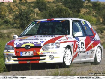 Vendo 106 gti grupo a o cambio por coche de tierra