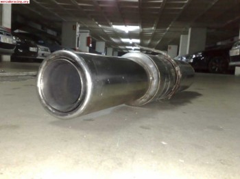 Vendo petaca trasera de 205rallye i amortiguadores delantero