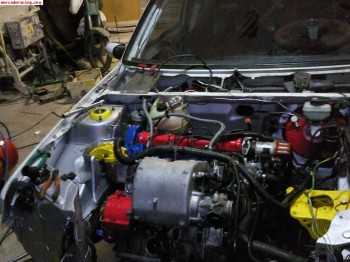 Se vende o cambia  205 gti recin montado