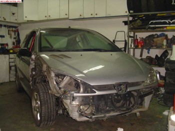 206 gti con pequño golpe documentado