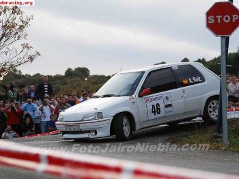 Se vende 106 rallye estado impecable.