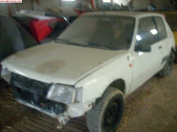 Vendo 205 rallye 600 eur