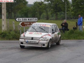 Se vende o se cambia 205 rally 