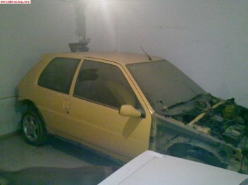 Vendo despieze peugeot 106 sport