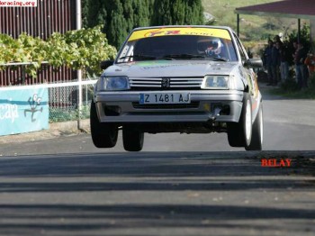 Vendo 205 rallye max gr.a o cambio por 106 gti,s16 o saxo.
