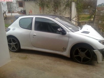 Urgente!!!!!!!!!!! vendo carroceria documentada 206 gti con 