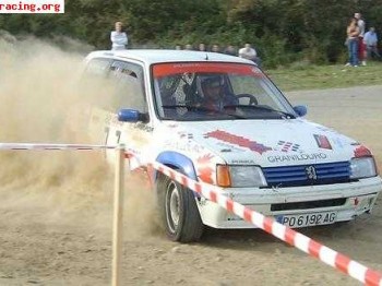 Urge 205 rallye correr + 205 r calle