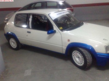 Se vende 205 rallye 