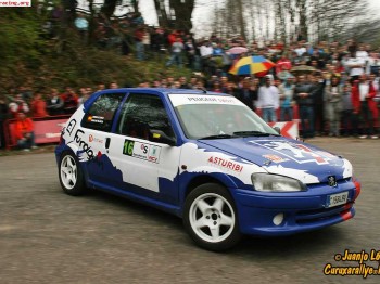 Se vende peugeot 106 s16 gr.a o cambio por clio sport