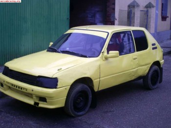 Vendo o cambio proyecto de 205 1.9 con cuatro carburadores.