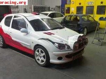 8500€ : 206 tope f2000 estrecho, sin motor / caja