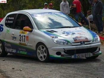 Se vende peugeot 206 gr.a o se cambia por coche inferior ( 1