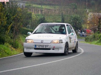 Se vende o cambia 106 xsi