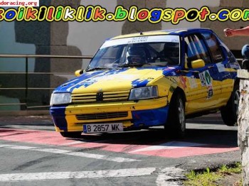 Se vende 205 gti con mucho recambio