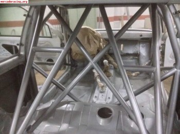 Se vende carrocería de 106 con barras