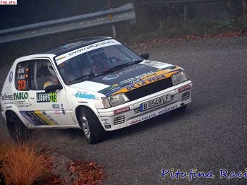 Se vende 205 bueno y economico