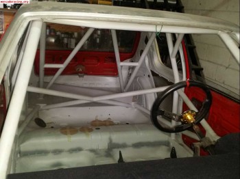 Carroceria de 205 con barras