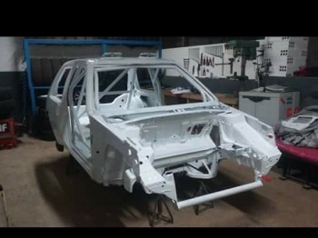 Carroceria peugeot 106 xsi con barras i documentada