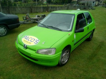 106 grupo n coche escola