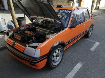 Peugeot 205 gti 16 v
