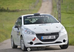 Peugeot 208 r2