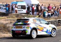 Venta coche de rally peugeot 208 rally4