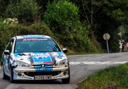 206 muy bueno y fiable