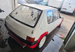Carrocería peugeot 205 rallye