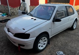Peugeot 106 16v