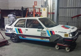 Peugeot 309 gti 16v grupo a legend