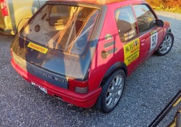 Peugeot 205 mi16v
