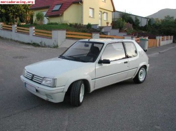 205 rallye impecable vendo o cambio por coche de competicion